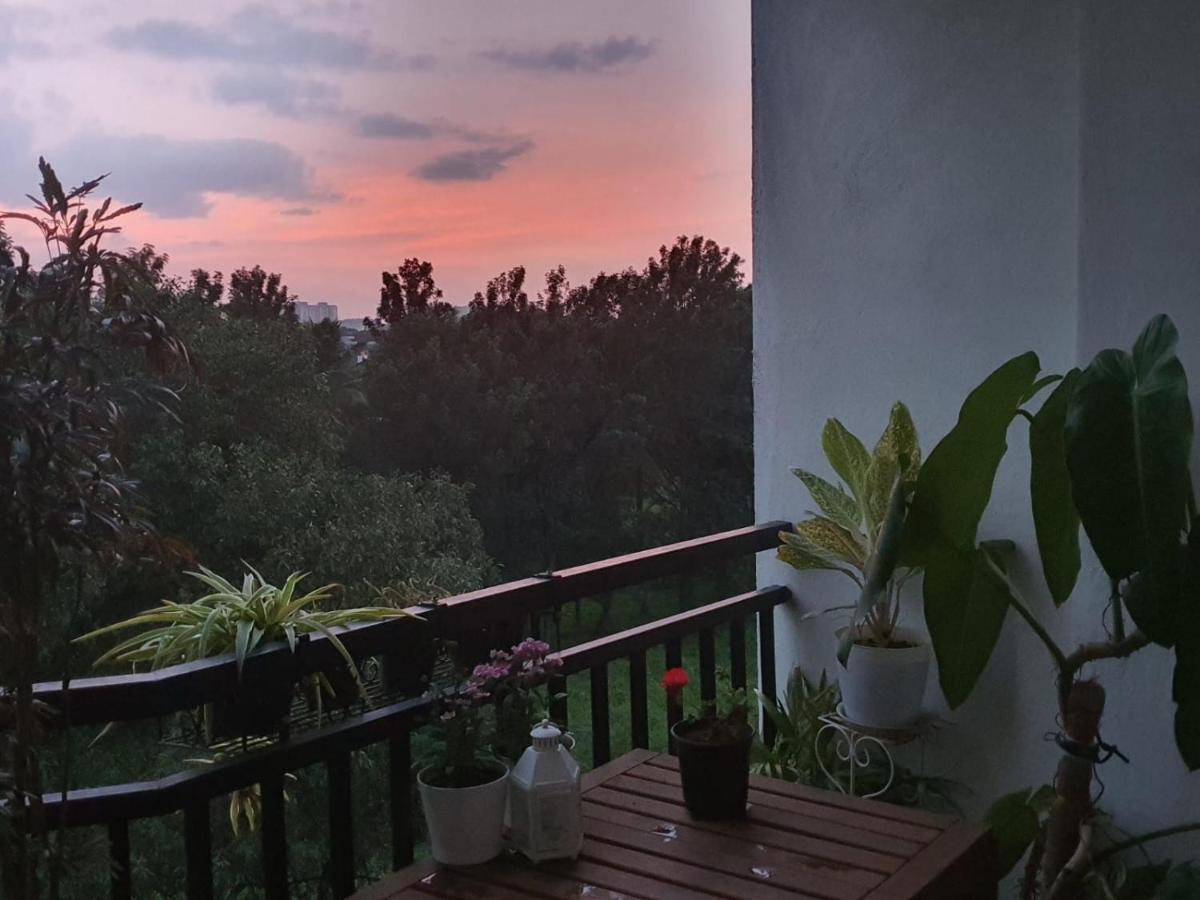 Serene Home Stay Бангалор Экстерьер фото